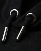 Detailansicht des Stoffes: Lamerica Hoodie in Schwarz. fair produzierte Mode – spürbare Qualität.