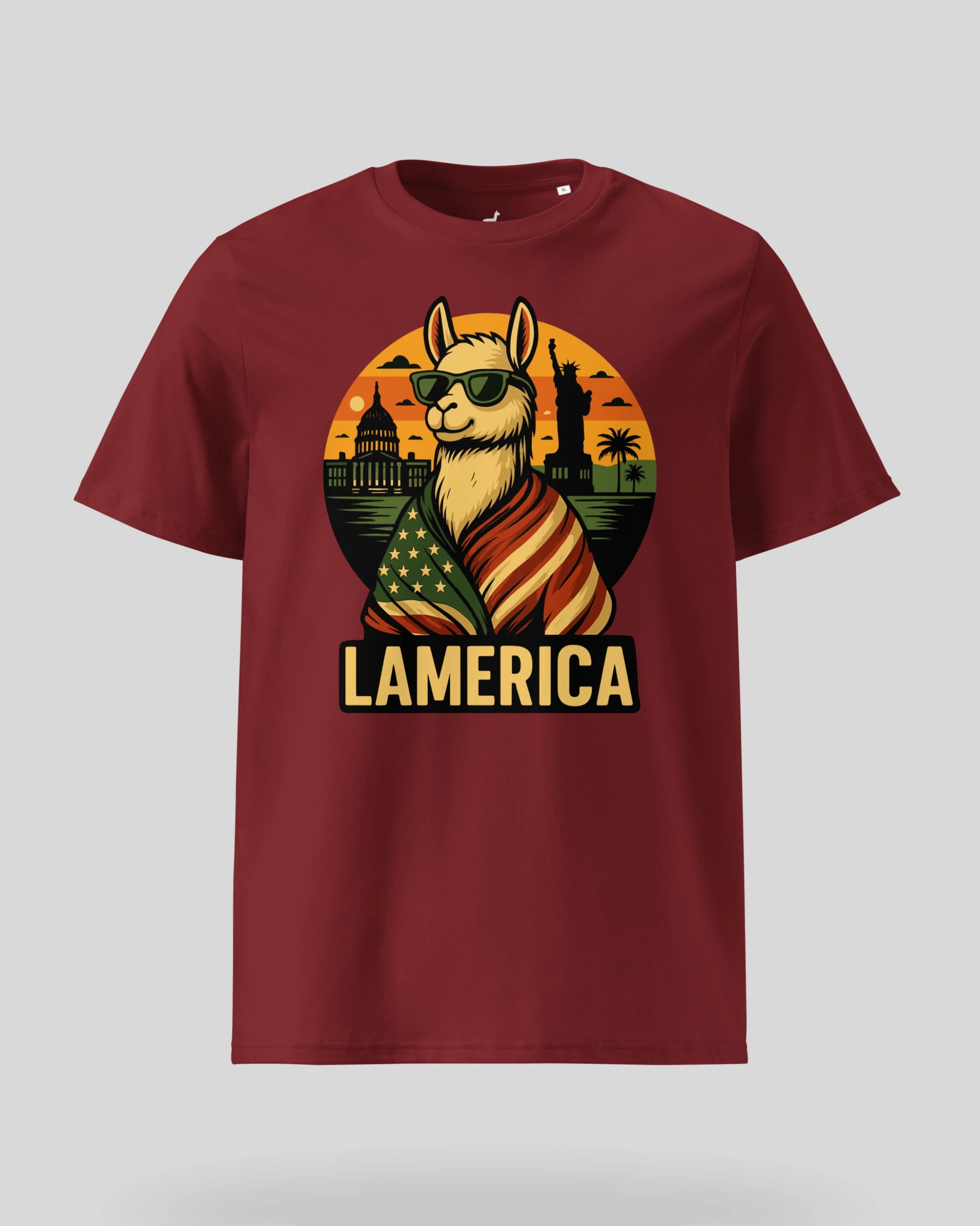 Freigestelltes Lamerica T-Shirt in Burgundi auf weißem Hintergrund. Perfekte Online-Shop Bild für deinen Online-Einkauf.