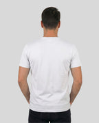 Rückenansicht des Lamerica T-Shirts in Weiß für Herren. Das ironisches T-Shirt unterstreicht den lässigen und ironischen Look.