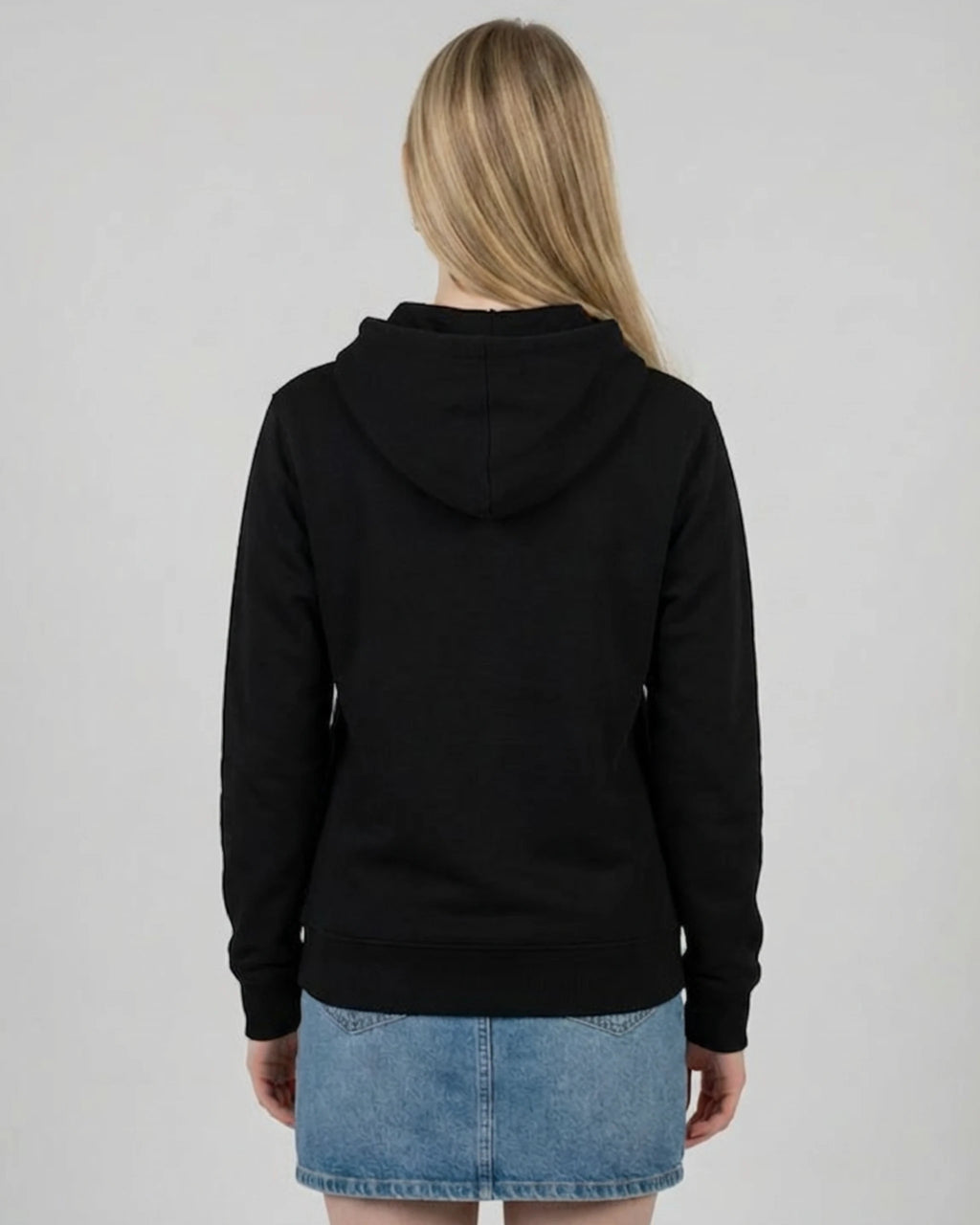 Lama Del Rey Hoodie in klassischem Schwarz für Damen Rückenansicht - Nachhaltige Bio-Baumwolle